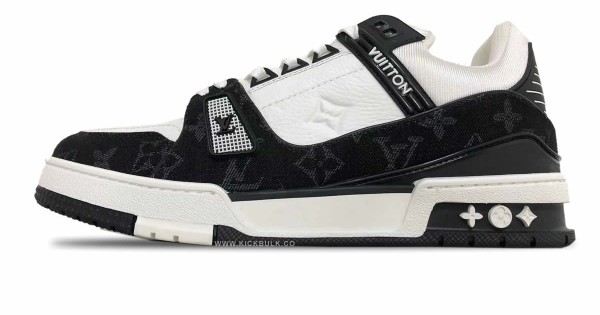 LV Trainer Shoes Black And White Size 12 for Sale in Lawrence, MA