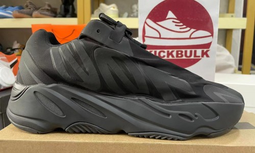 Adidas Yeezy Boost 700 MNVN Triple Black FV4440 kickbulk colour-block sneaker shoes 5 500x300w
