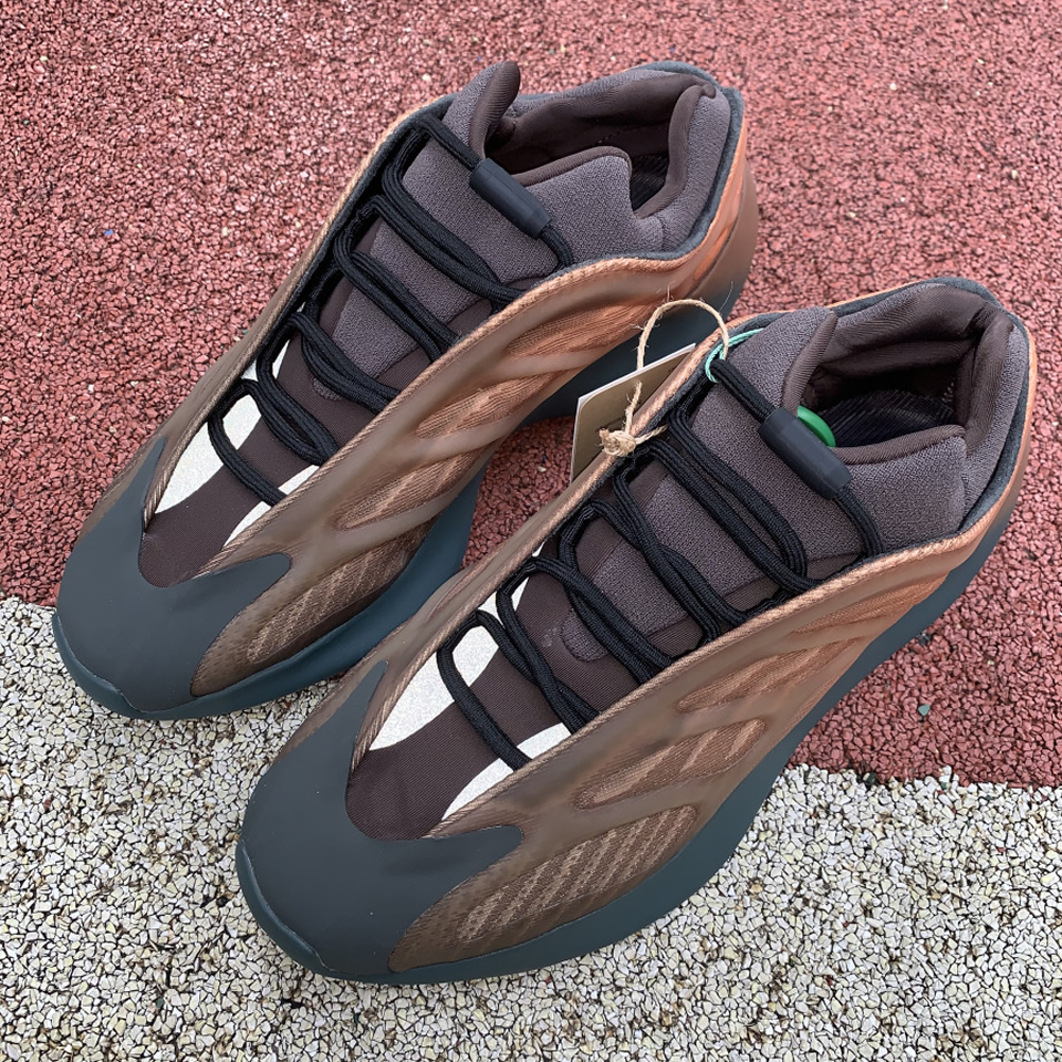 Adidas Yeezy Boost 700 V3 Copfad Gy4109 16 - kickbulk.co