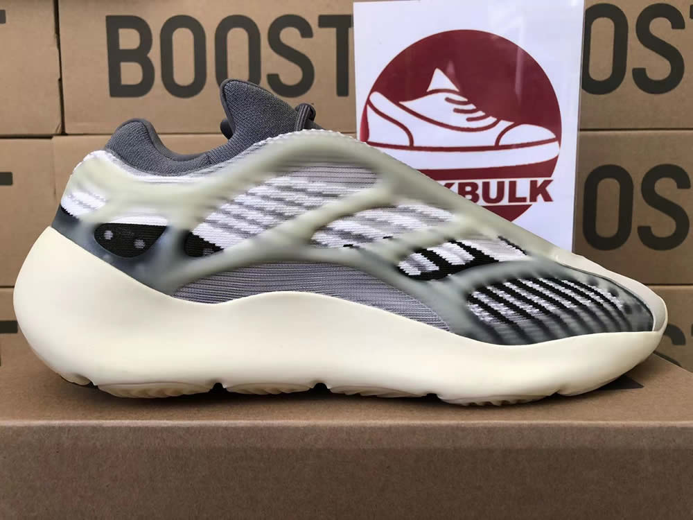 Adidas Yeezy 700 V3 Fade Salt Id1674 5 - kickbulk.co