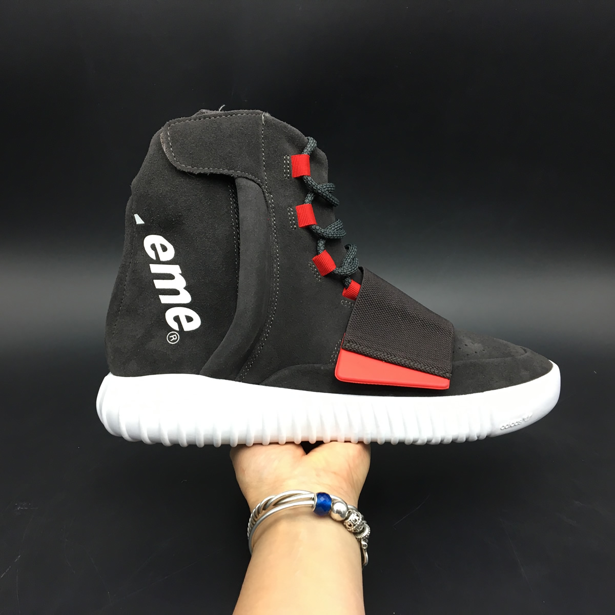 Yeezy Boost 750 Sneakers Running Shoes Sup Maroon Bb1630 22 - kickbulk.co