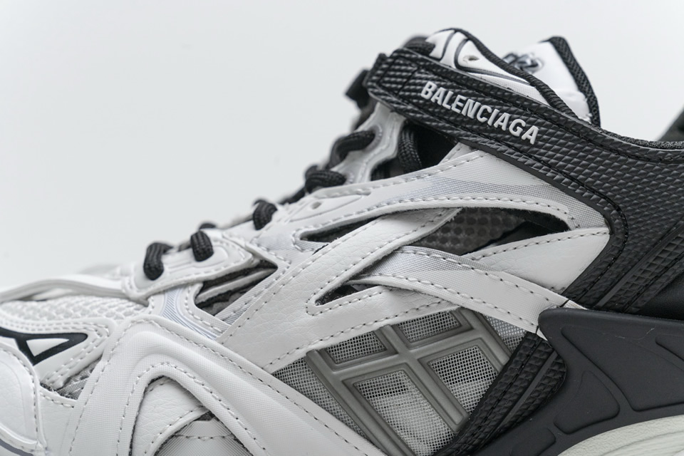 Balenciaga Track 2 Sneaker Black White 570391w2gn31090 11 - kickbulk.co