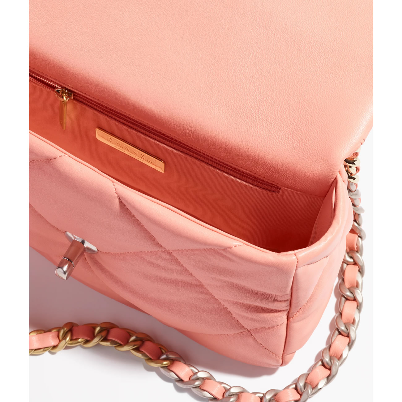 Chanel 19 Handbag 12 - kickbulk.co