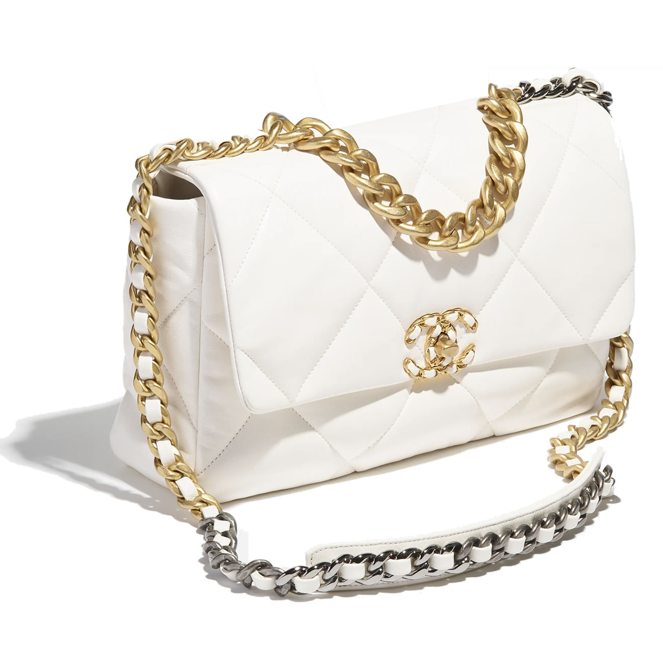 Chanel 19 Handbag 22 - kickbulk.co