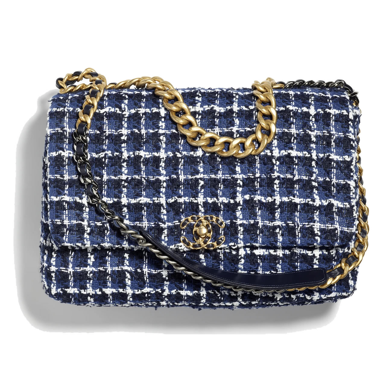 Chanel 19 Handbag 25 - kickbulk.co