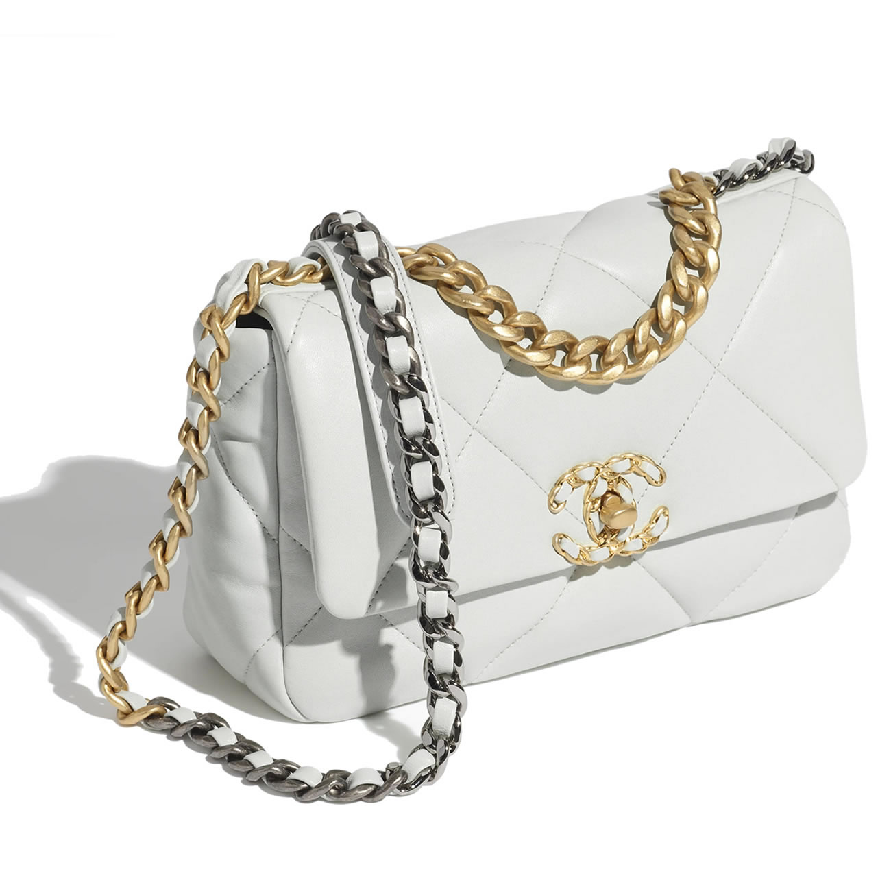 Chanel 19 Handbag 6 - kickbulk.co