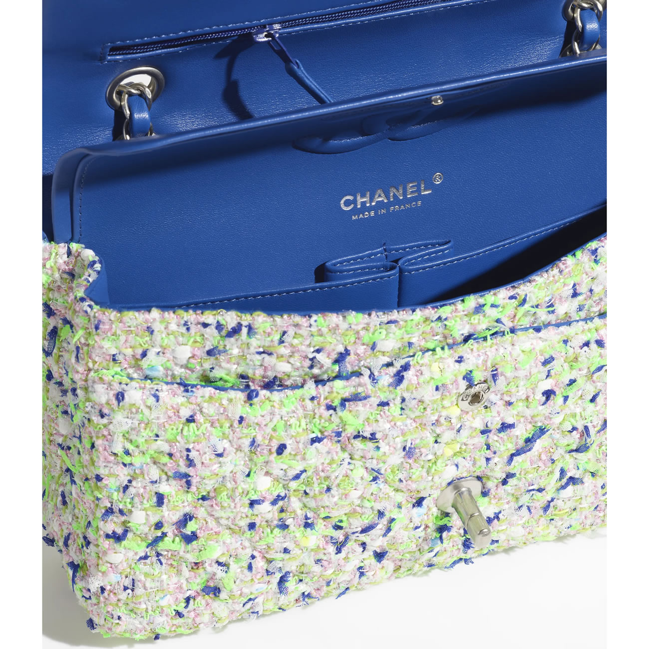 Chanel Classic Handbag 18 - kickbulk.co