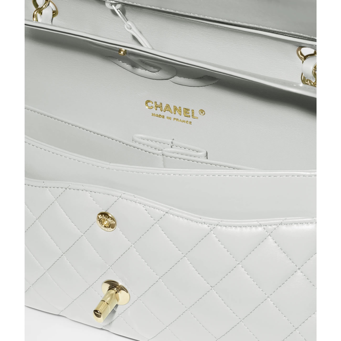 Chanel Classic Handbag 23 - kickbulk.co