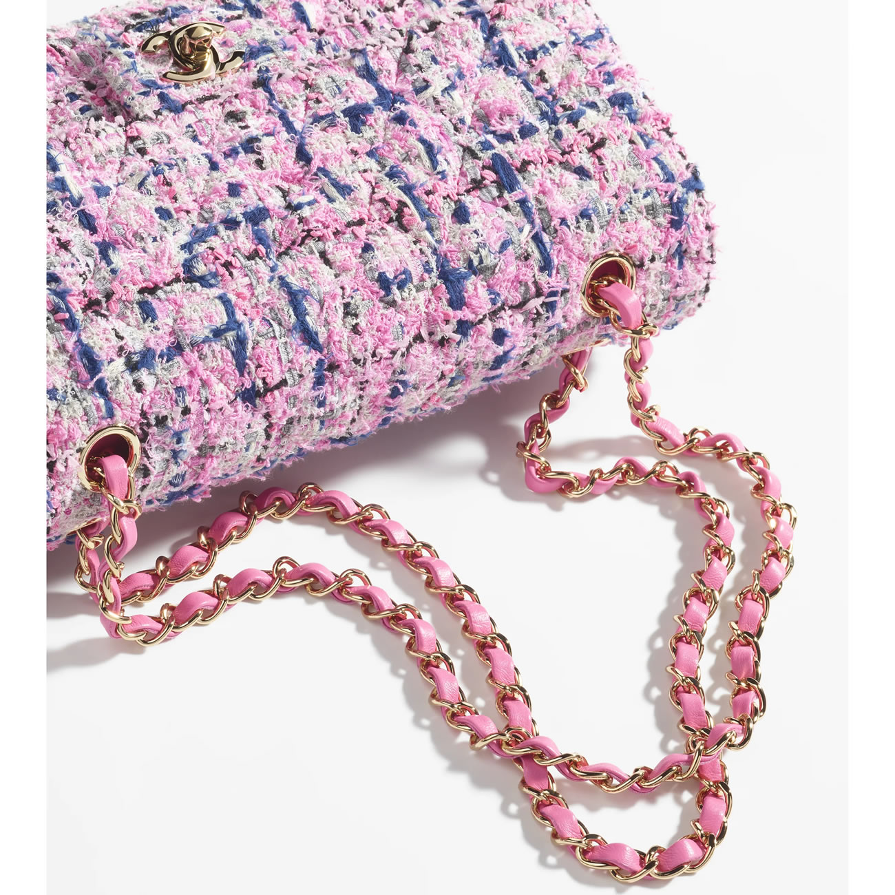 Chanel Classic Handbag 7 - kickbulk.co