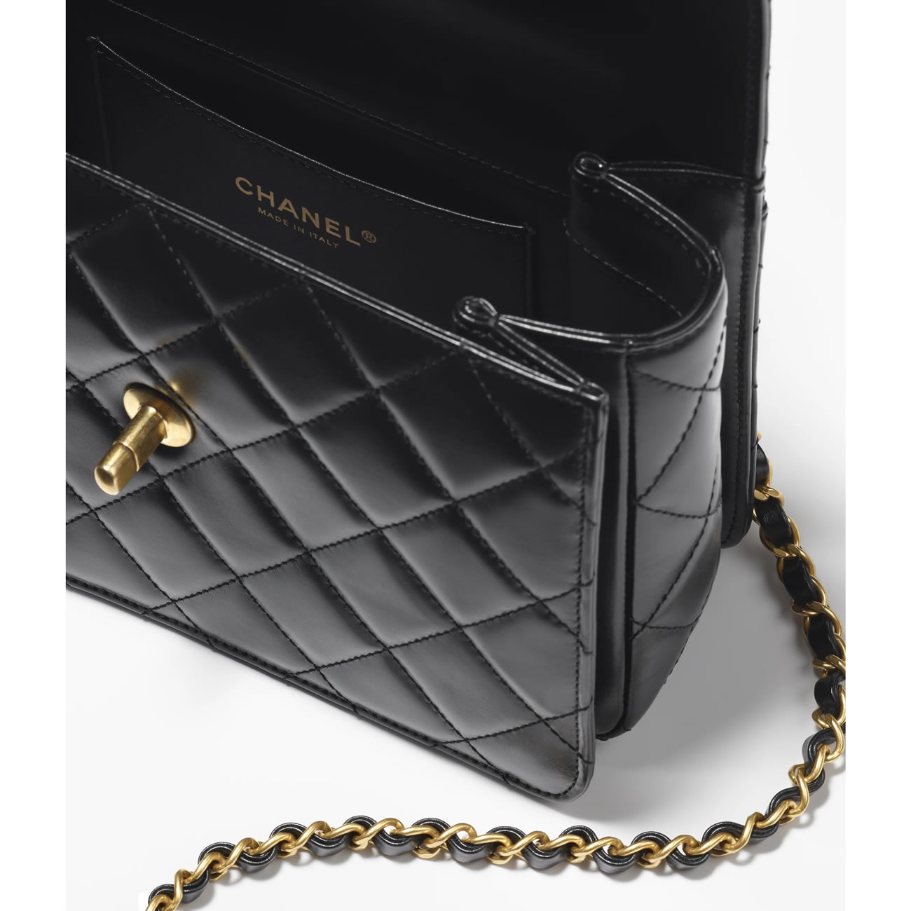 Chanel Flap Bag 44 - kickbulk.co