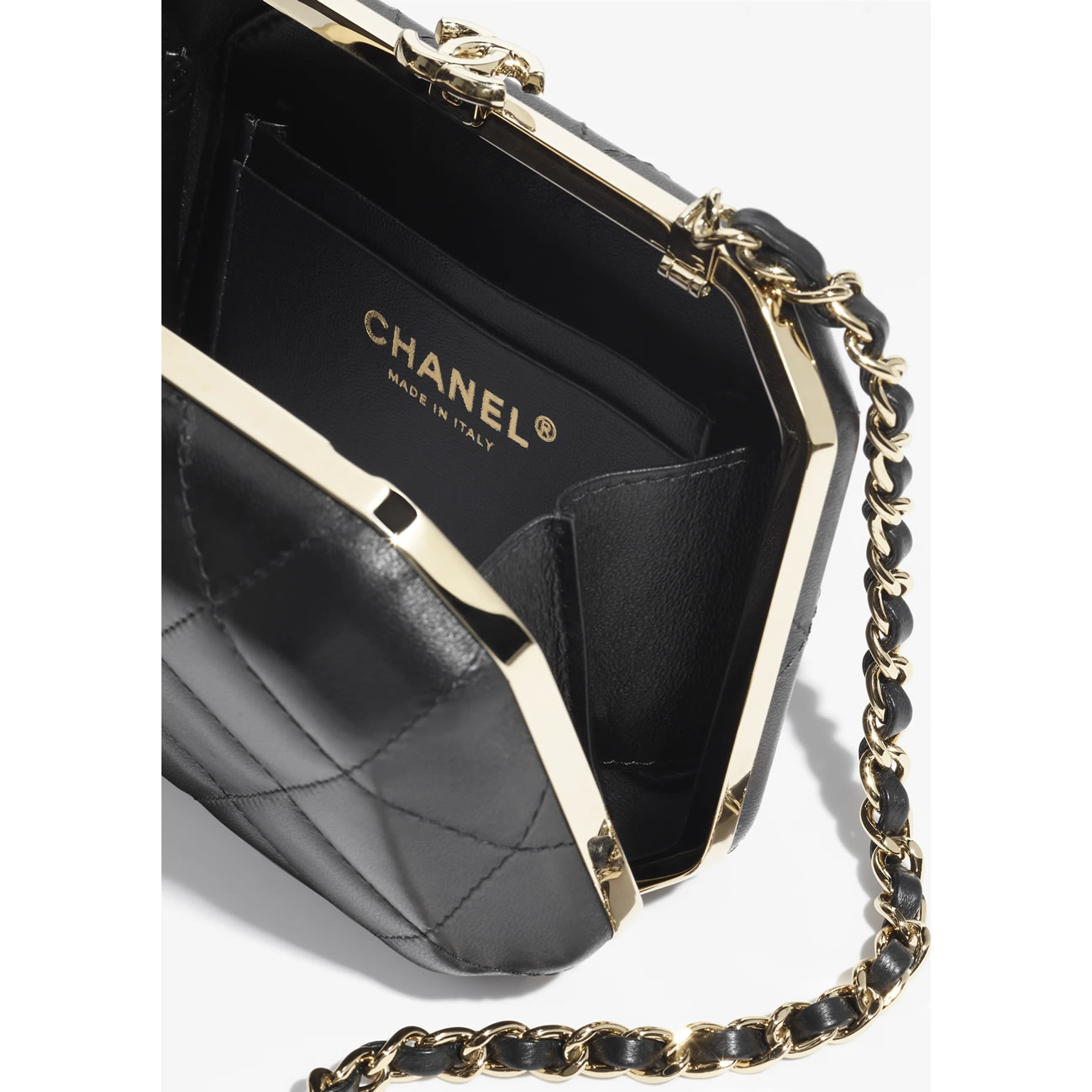 Chanel Small Clutch 19 - kickbulk.co