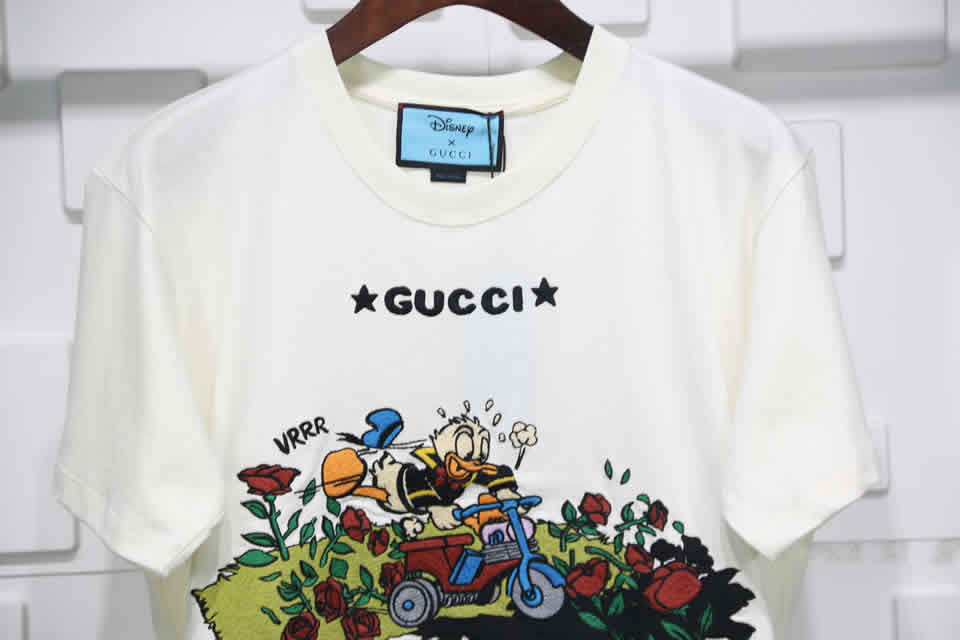 Disney Gucci Donald Duck Embroidery T Shirt 6 - kickbulk.co