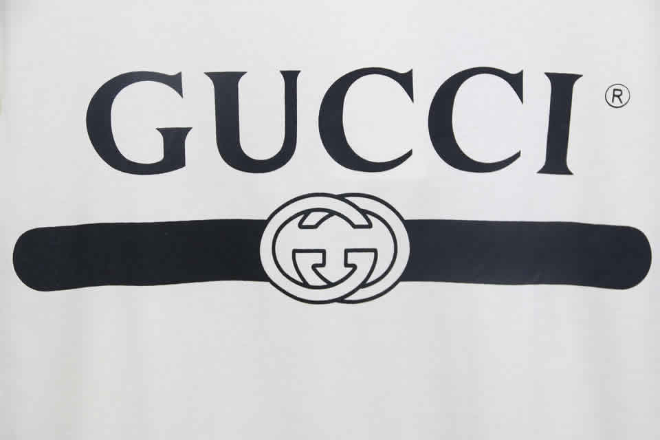Gucci Black White Crossbar T Shirt Printing Pure Cotton 18 - kickbulk.co