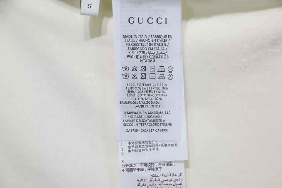Gucci Black White Crossbar T Shirt Printing Pure Cotton 19 - kickbulk.co