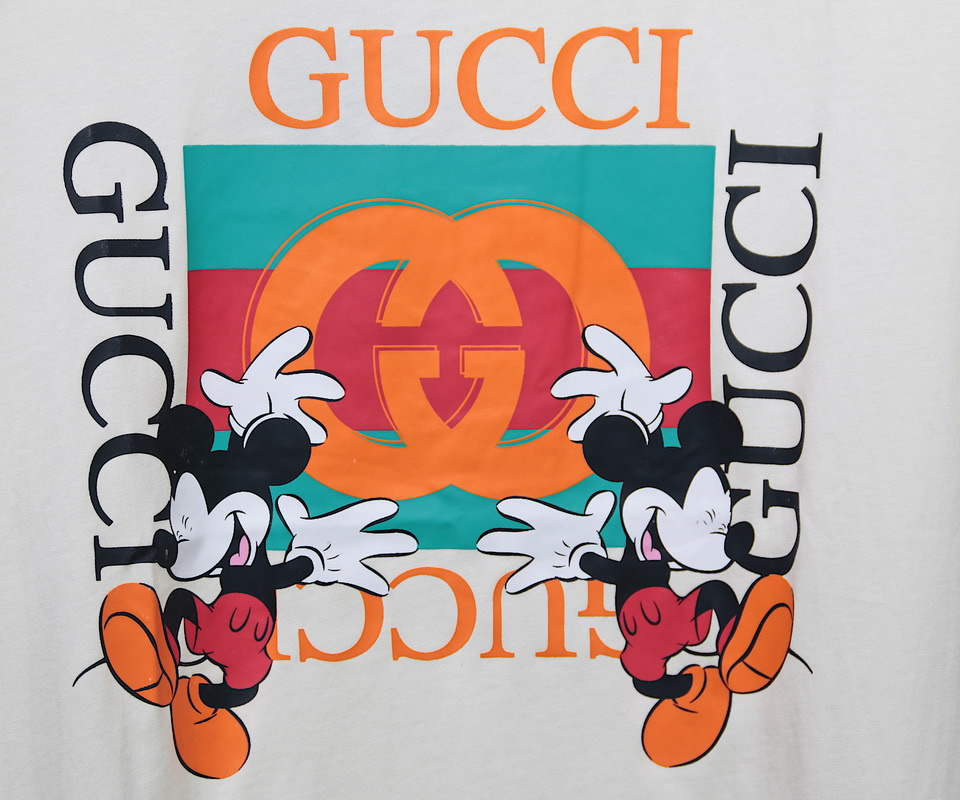 Gucci Mickey T Shirt Creamy White 11 - kickbulk.co