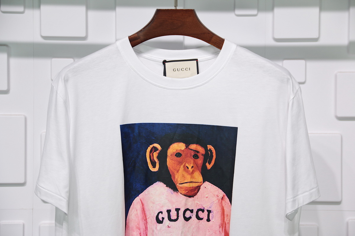 Gucci Orangutan T Shirt 12 - kickbulk.co
