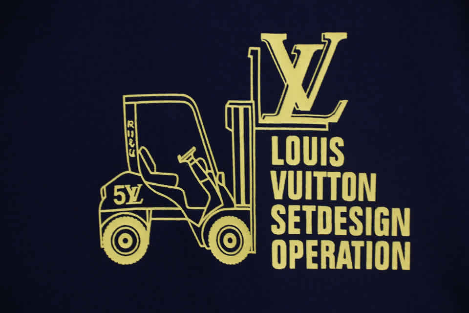 Louis Vuitton Catwalk T Shirt 2021 10 - kickbulk.co