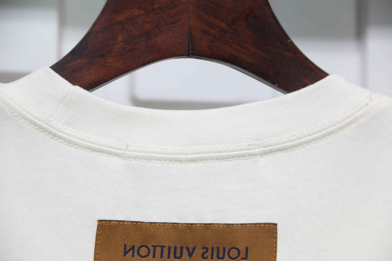 Louis Vuitton Catwalk T Shirt 2021 25 - kickbulk.co