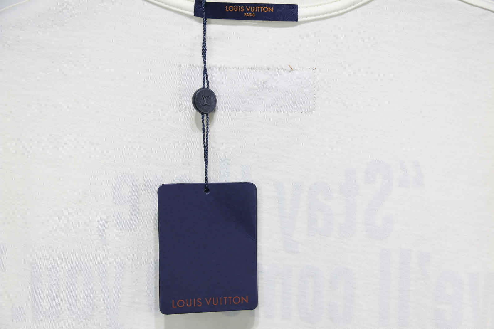 Louis Vuitton Catwalk T Shirt 2021 30 - kickbulk.co