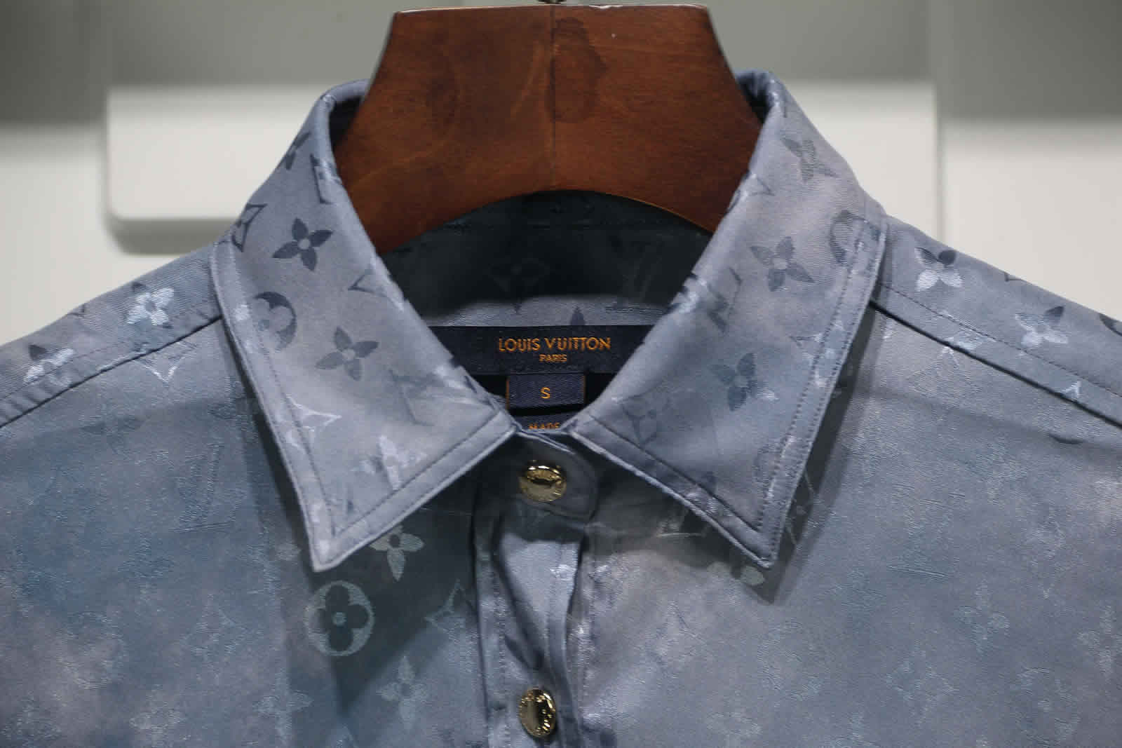 Silk shirt Louis Vuitton Brown size 36 FR in Silk - 32531781