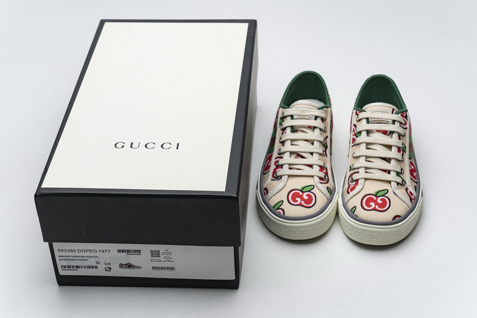 Gucci Apple Double G Sneakers 553385dopeo1977 7 - kickbulk.co