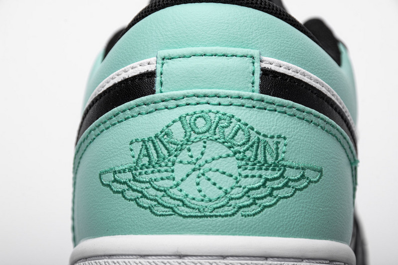 Nike Air Jordan 1 Low Emerald Toe 553558 117 11 - kickbulk.co