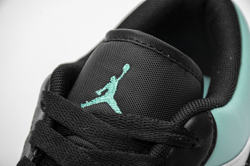 Nike Air Jordan 1 Low Emerald Toe 553558 117 14 - kickbulk.co