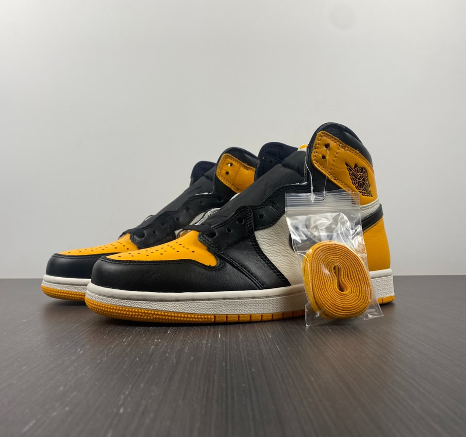 Air Jordan 1 Og High Yellow Toe 555088 711 2 - kickbulk.co