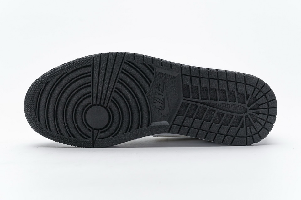 Nike Air Jordan 1 Mid Gold Patent Leather 852542 007 9 - kickbulk.co