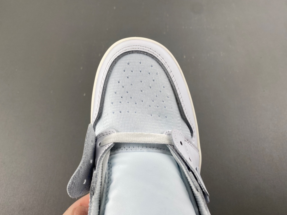 Off White Jordan 1 Retro High Og Alaska Aa3834 100 15 - kickbulk.co