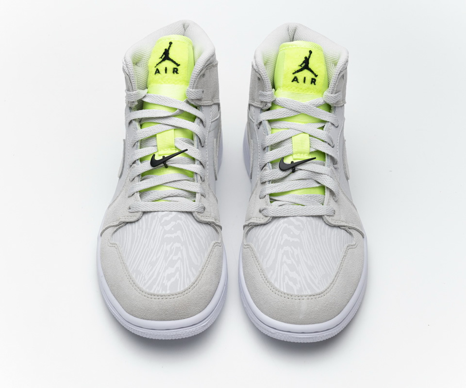 Nike Air Jordan 1 Grey Ghost Green Cv3018  001 2 - kickbulk.co
