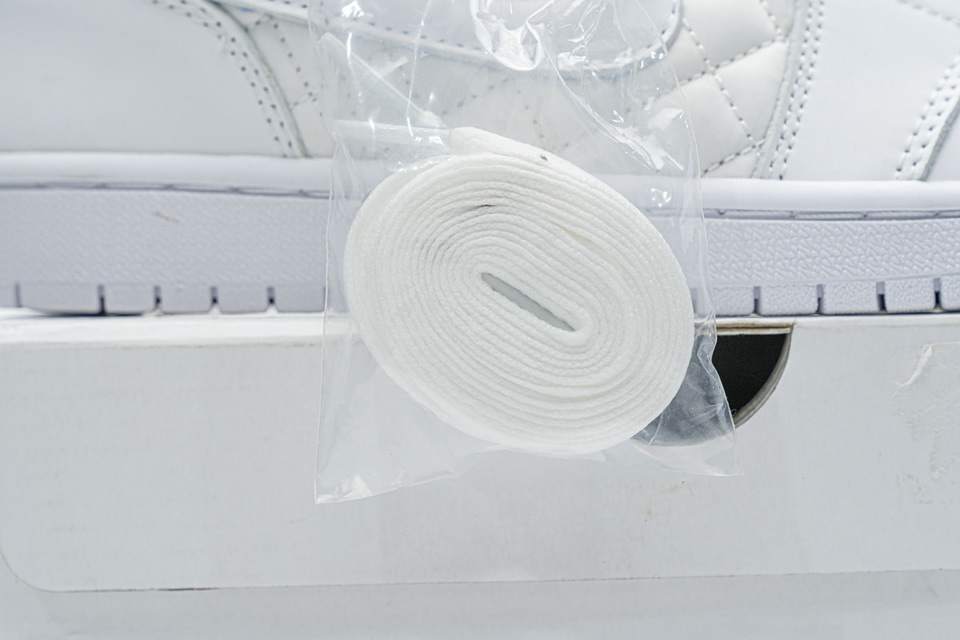 Nike Air Jordan 1 Mid Quilted White Db6078 100 19 - kickbulk.co