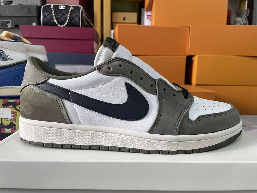 Air Jordan 1 Retro Low Og Medium Olive Hq6998 200 10 - kickbulk.co