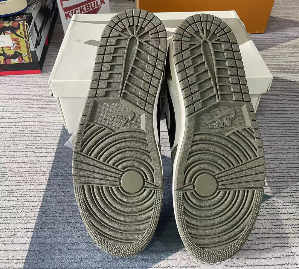 Air Jordan 1 Retro Low Og Medium Olive Hq6998 200 15 - kickbulk.co