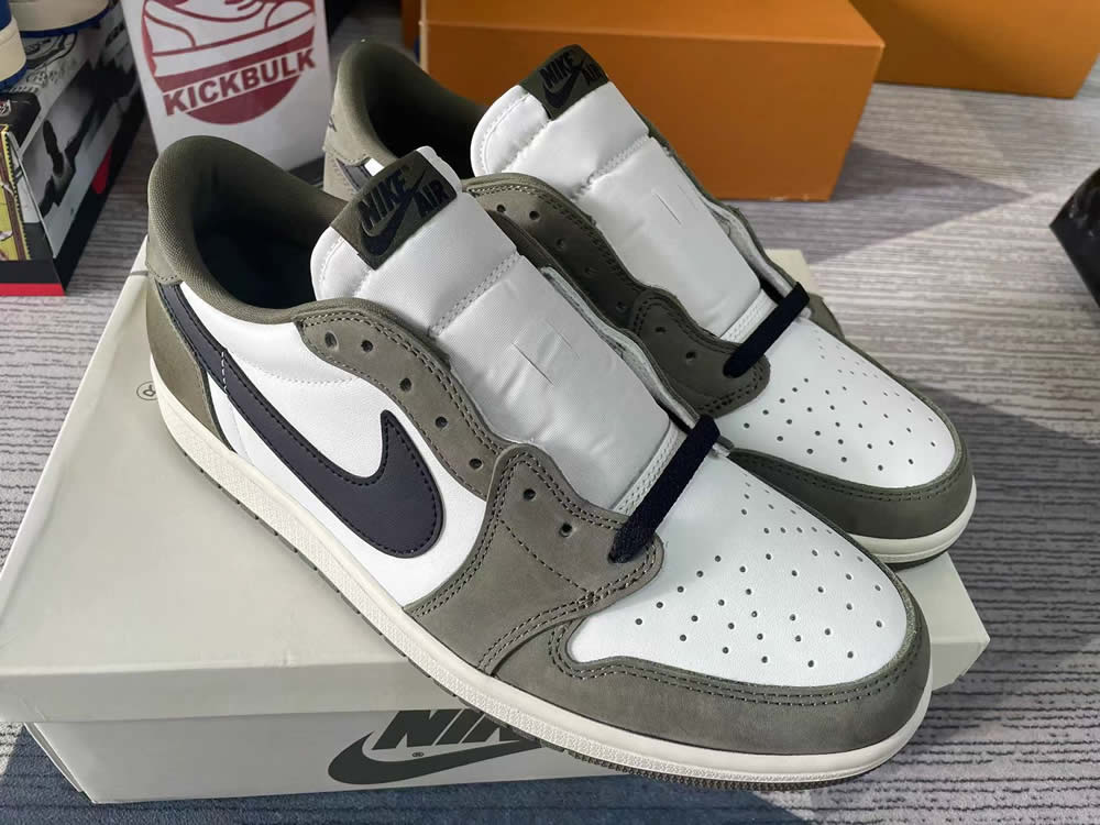 Air Jordan 1 Retro Low Og Medium Olive Hq6998 200 8 - kickbulk.co