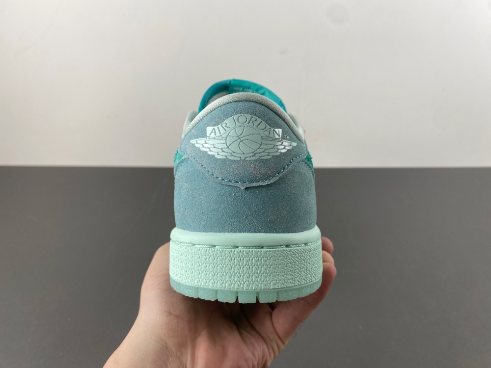 Air Jordan 1 Retro Low Og Washed Teal Wmns Hq8111 300 20 - kickbulk.co