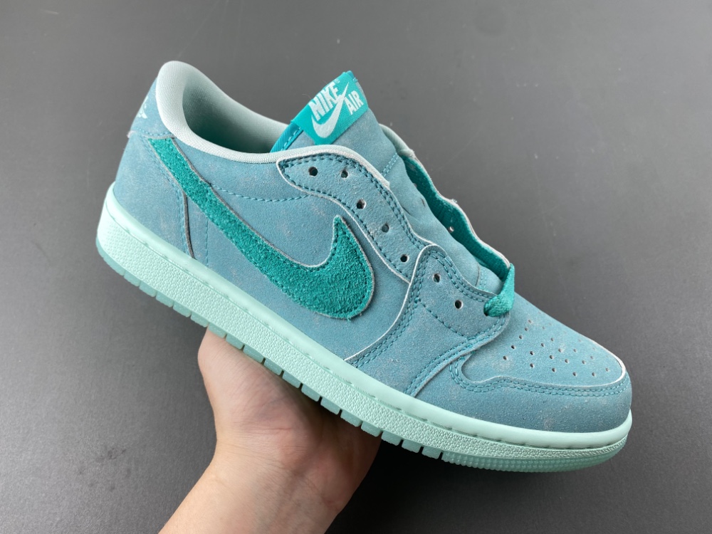 Air Jordan 1 Retro Low Og Washed Teal Wmns Hq8111 300 9 - kickbulk.co