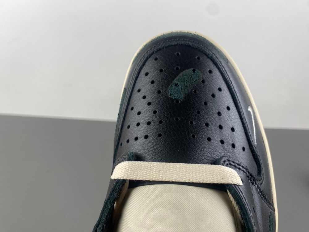 Zion Williamson Jordan 1 Retro Low Og Voodoo Alternate Ib8958 001 14 - kickbulk.co