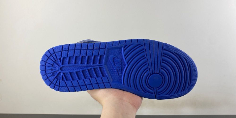 Air Jordan 1 Retro High Og Royal 2026 Iq5495 005 10 - kickbulk.co Air Jordan 1 Retro High Og Royal 2026 Iq5495 005 10 - kickbulk.co