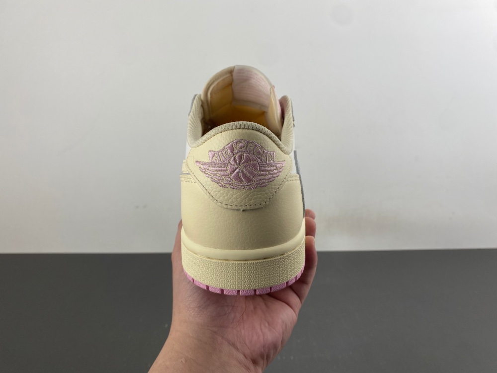 Travis Scott Jordan 1 Retro Low Og Muslin Pink Iq7604 100 20 - kickbulk.co