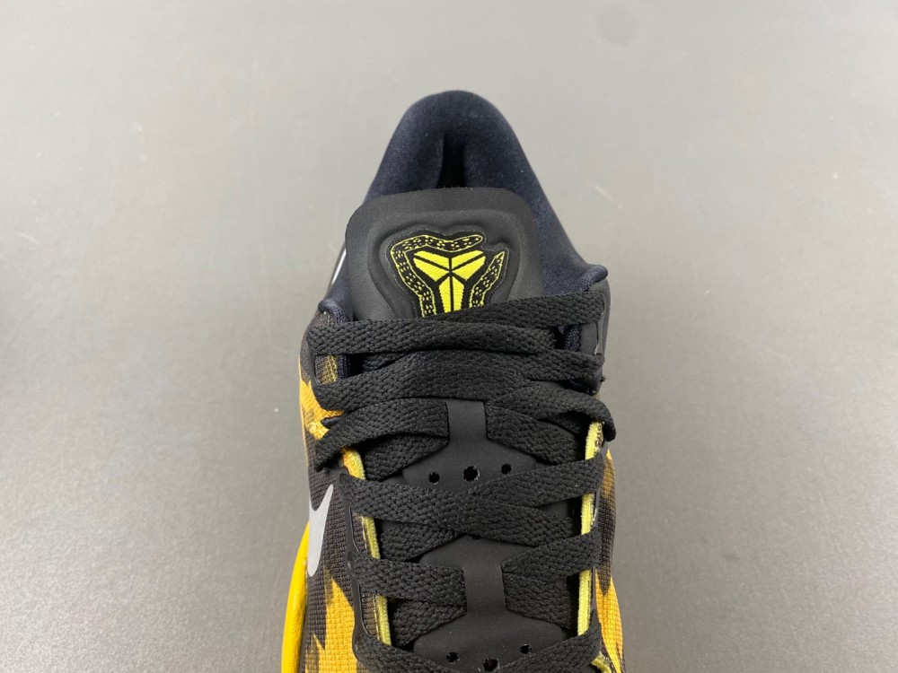 Nike Kobe 8 Xdr Black Yellow 555286 077 14 - kickbulk.co