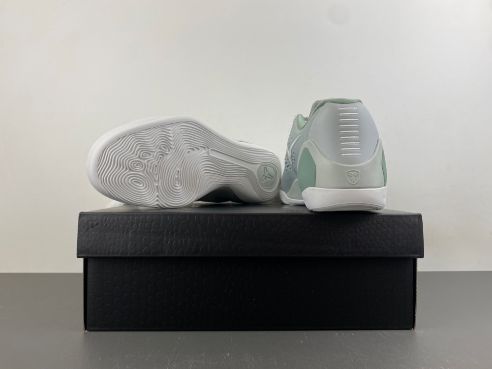 Nike Kobe 9 Low Em Protro Light Silver Ih1401 003 13 - kickbulk.co Nike Kobe 9 Low Em Protro Light Silver Ih1401 003 13 - kickbulk.co