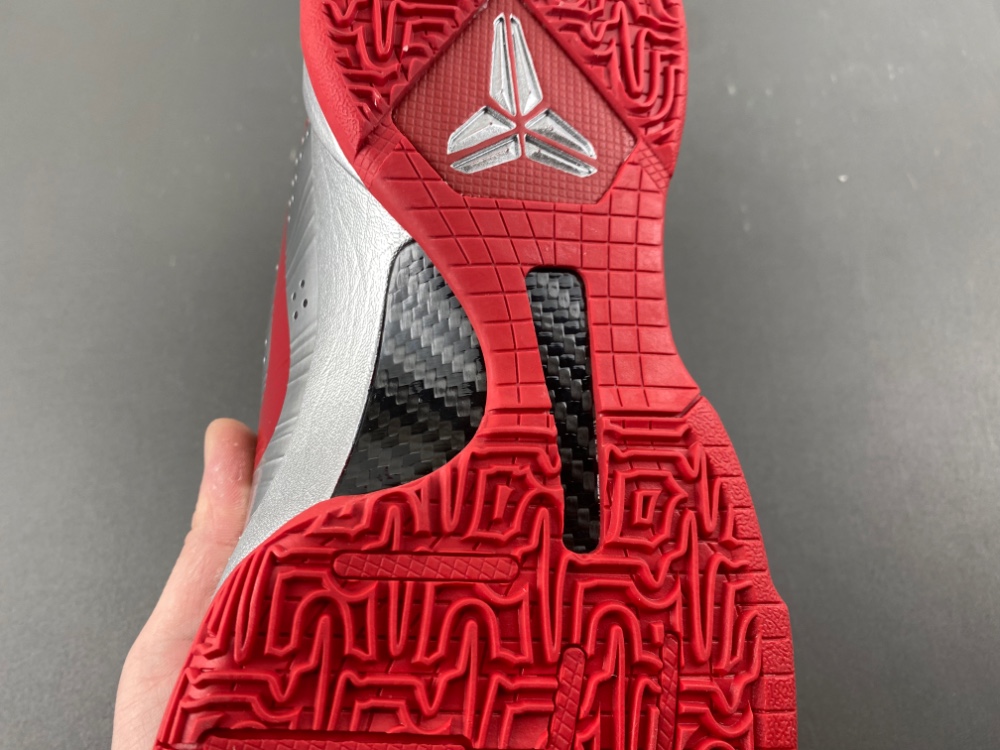 Caitlin Clark Zoom Kobe 5 Protro Rookie Of The Year Iv2712 001 22 - kickbulk.co