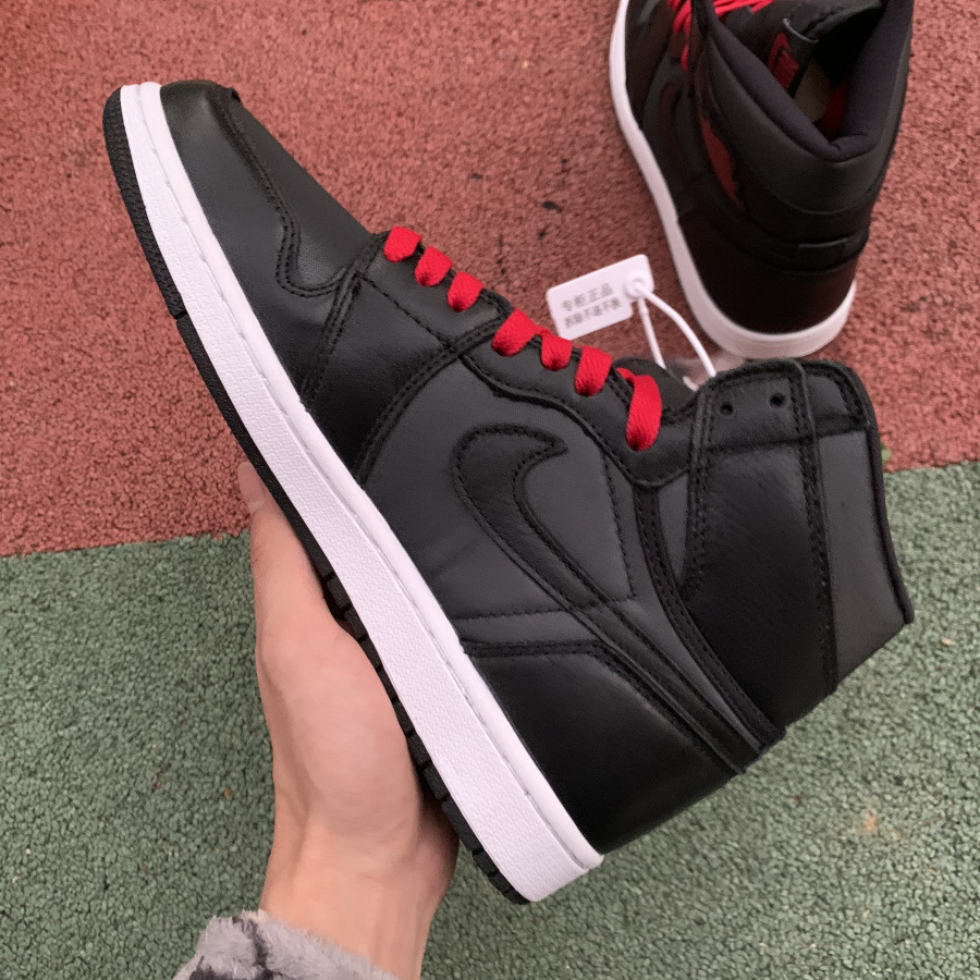 Nike Air Jordan 1 Retro High Og Black Gym Red 555088 060 8 - kickbulk.co
