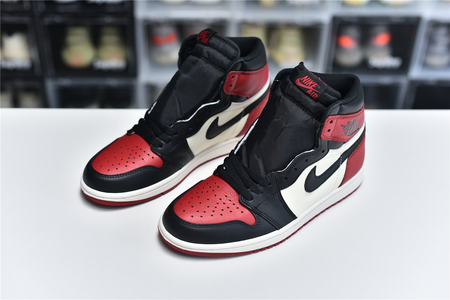 Nike Air Jordan 1 RETRO High OG Red Black White Men Sneakers 555088 610 kickbulk 8