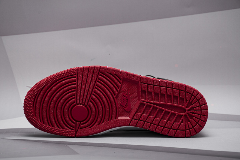 Nike Air Jordan 1 Wmns Retro High Satin Black Toe Cd0461 016 17 - kickbulk.co