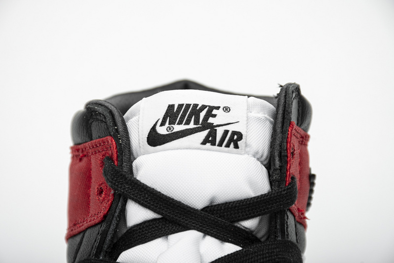 Nike Air Jordan 1 Wmns Retro High Satin Black Toe Cd0461 016 28 - kickbulk.co