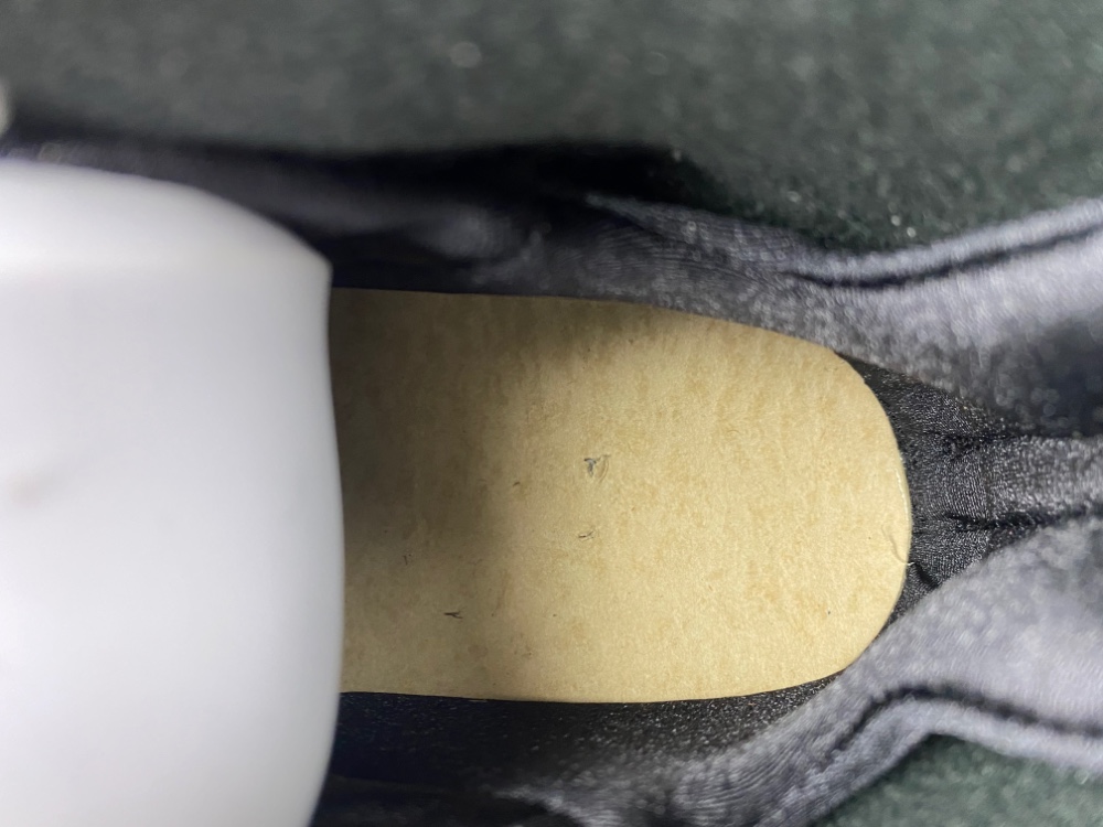 Air Jordan 8 Retro Bugs Bunny 2025 305381 100 22 - kickbulk.co Air Jordan 8 Retro Bugs Bunny 2025 305381 100 22 - kickbulk.co