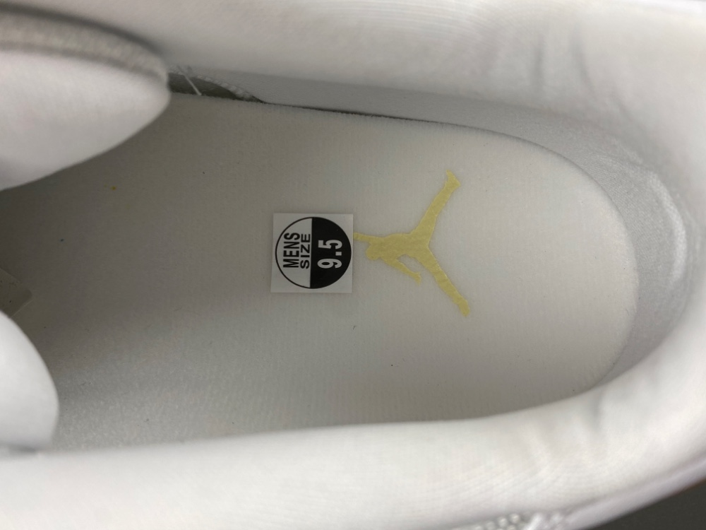 Air Jordan 11 Low Mothers Day Wmns Ah7860 102 19 - kickbulk.co Air Jordan 11 Low Mothers Day Wmns Ah7860 102 19 - kickbulk.co