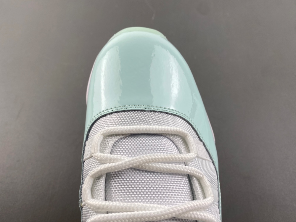 Air Jordan 11 Retro Low Igloo Wmns Ah7860 103 14 - kickbulk.co